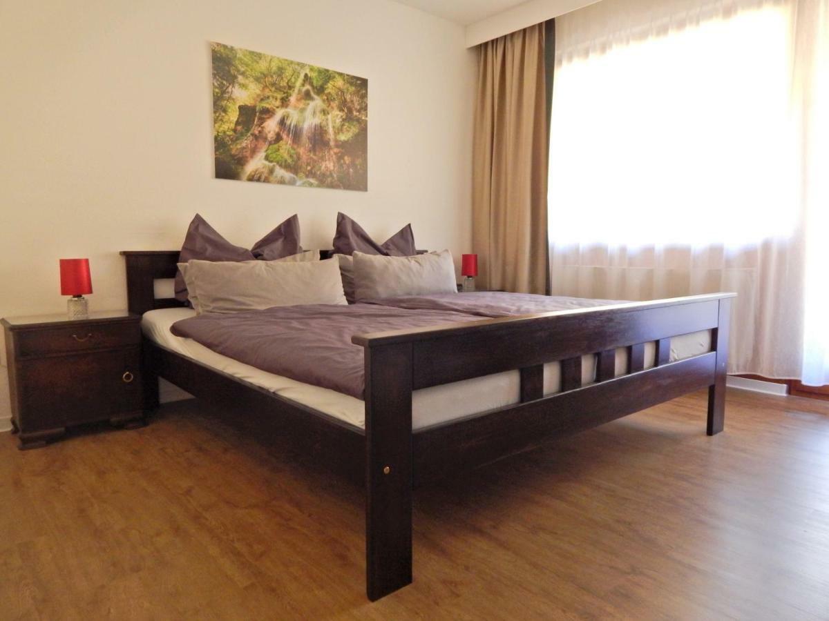 Free Apartment - Bei Den Thermen Bad Urach Exteriör bild