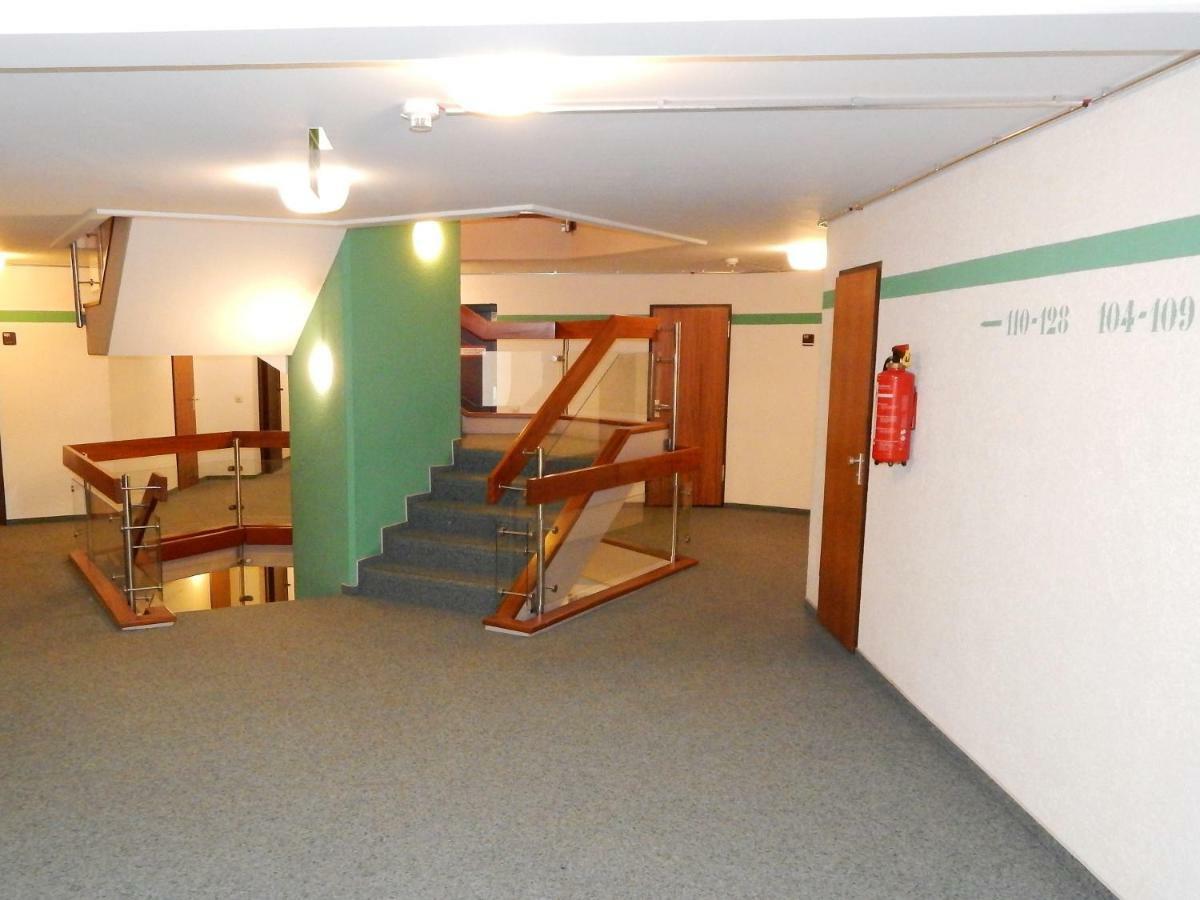 Free Apartment - Bei Den Thermen Bad Urach Exteriör bild
