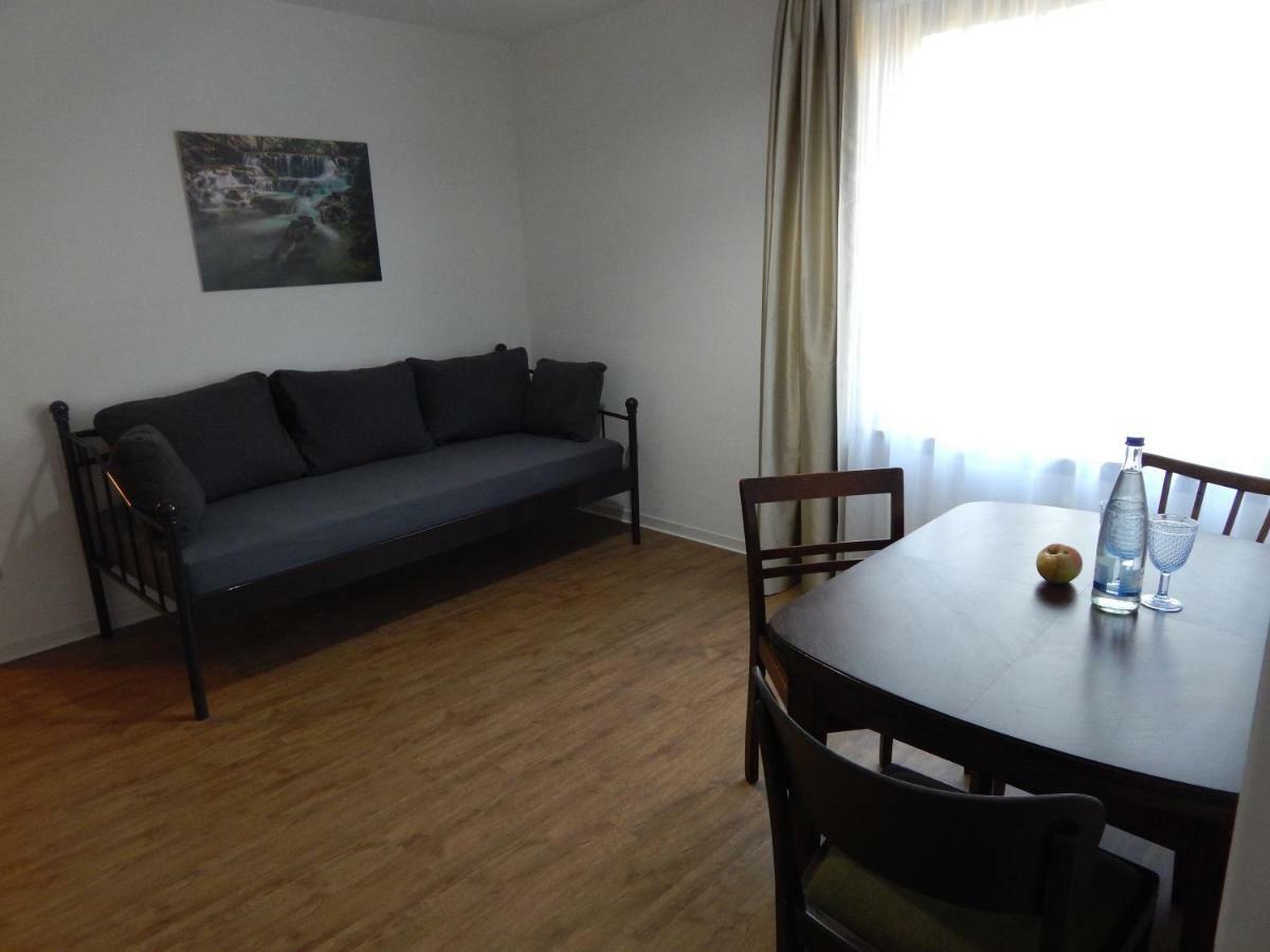 Free Apartment - Bei Den Thermen Bad Urach Exteriör bild